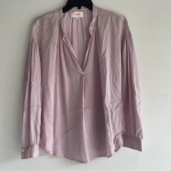 XíRENA Mason Light Pink Silk V-Neck Blouse 22174 - Picture 4 of 9